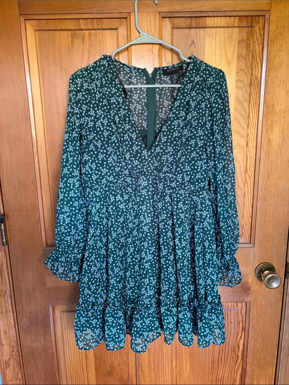 B Darlin Forest Green Floral V-Neck Long Sleeve Dress